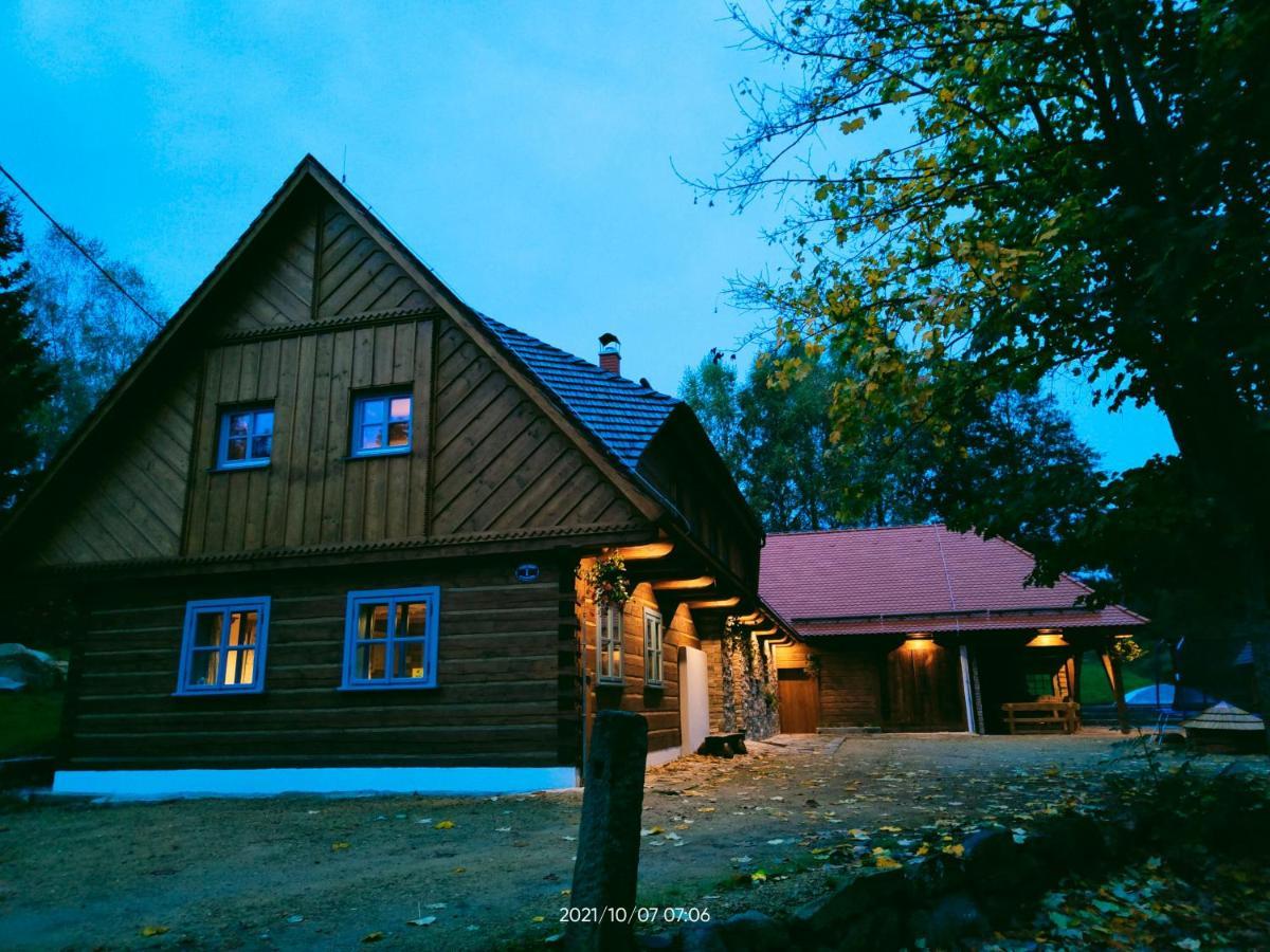 Roubenka U Zvonicky Villa Cejle Eksteriør bilde